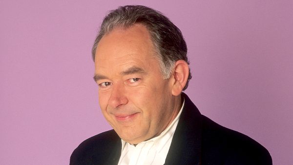 Robin-Leach-dead