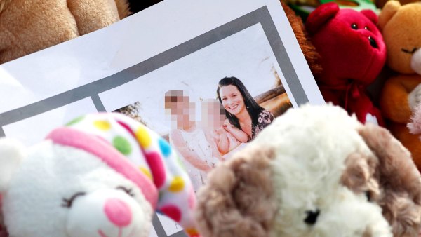 Shanann Watts daughters murdered colorado