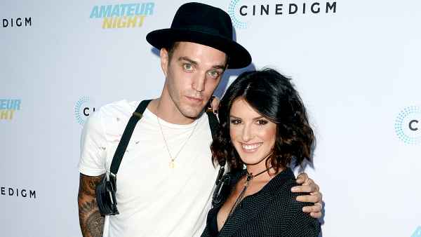 Shenae-Grimes-Josh-Beech-welcome-baby
