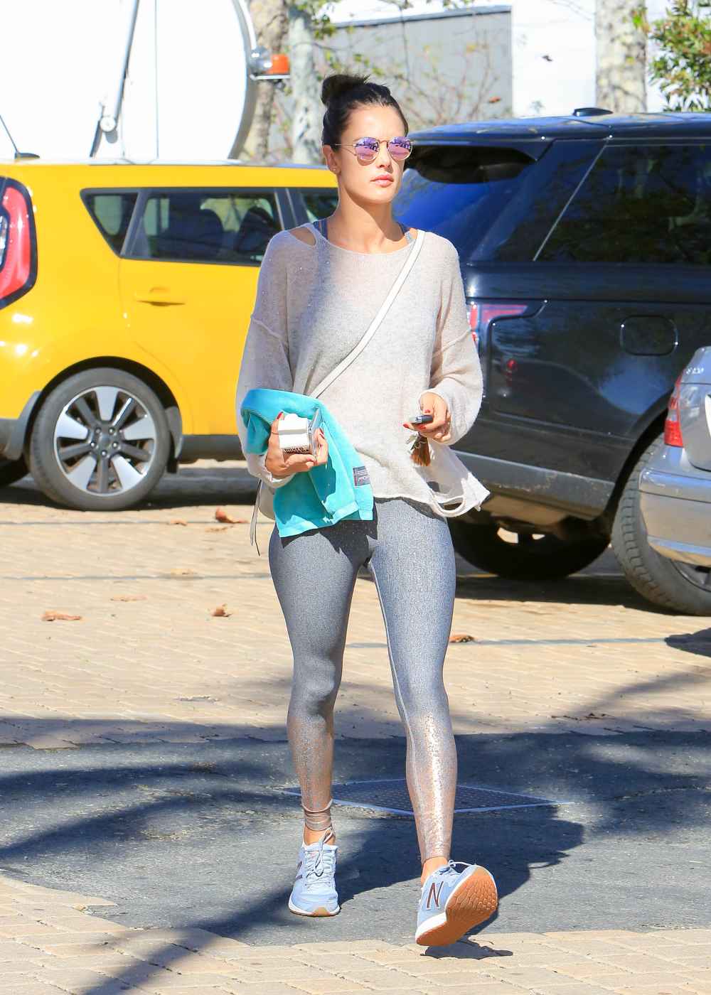 alessandra ambrosio sparkly glitter leggings