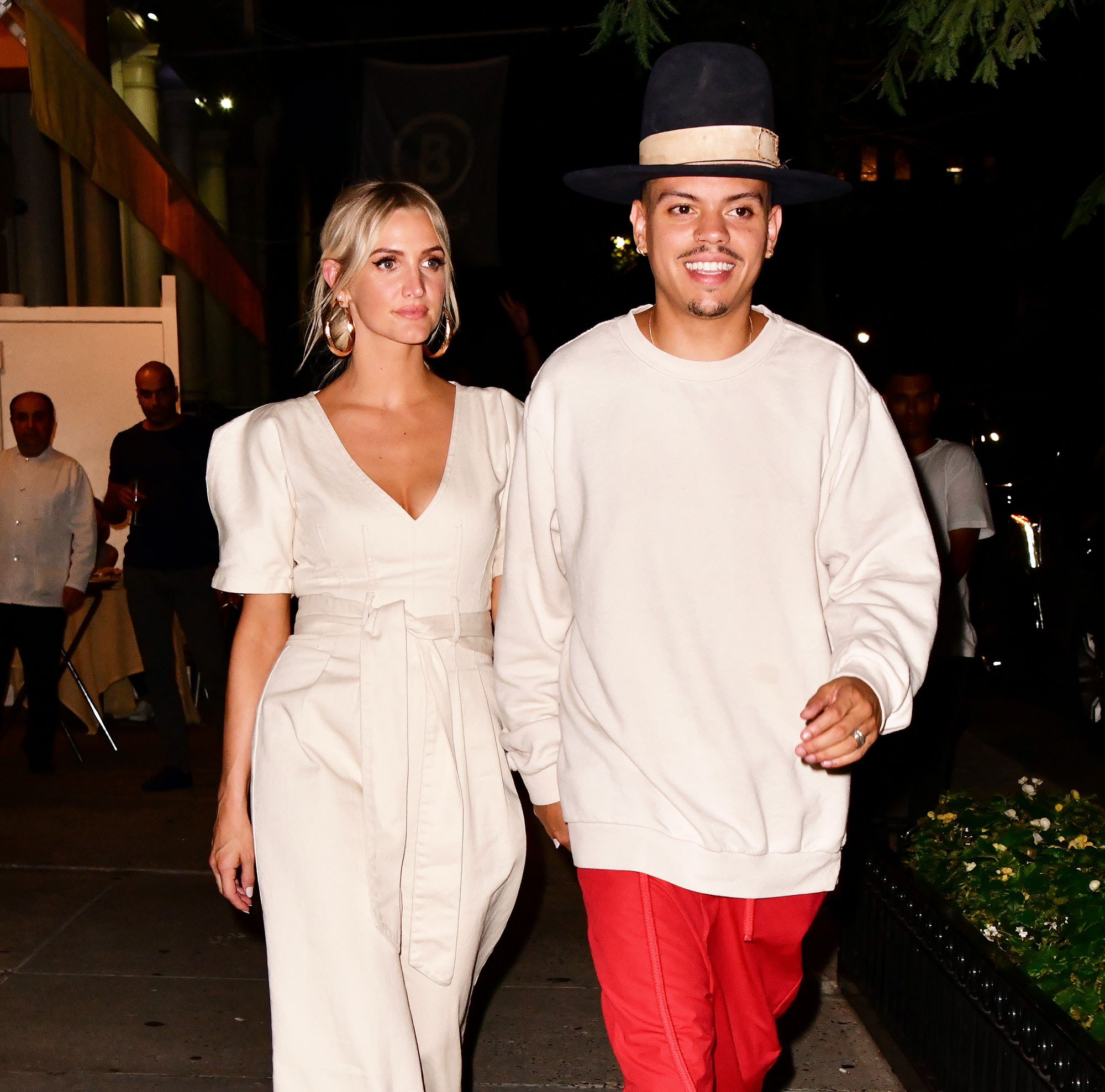ashlee simpson evan ross date night