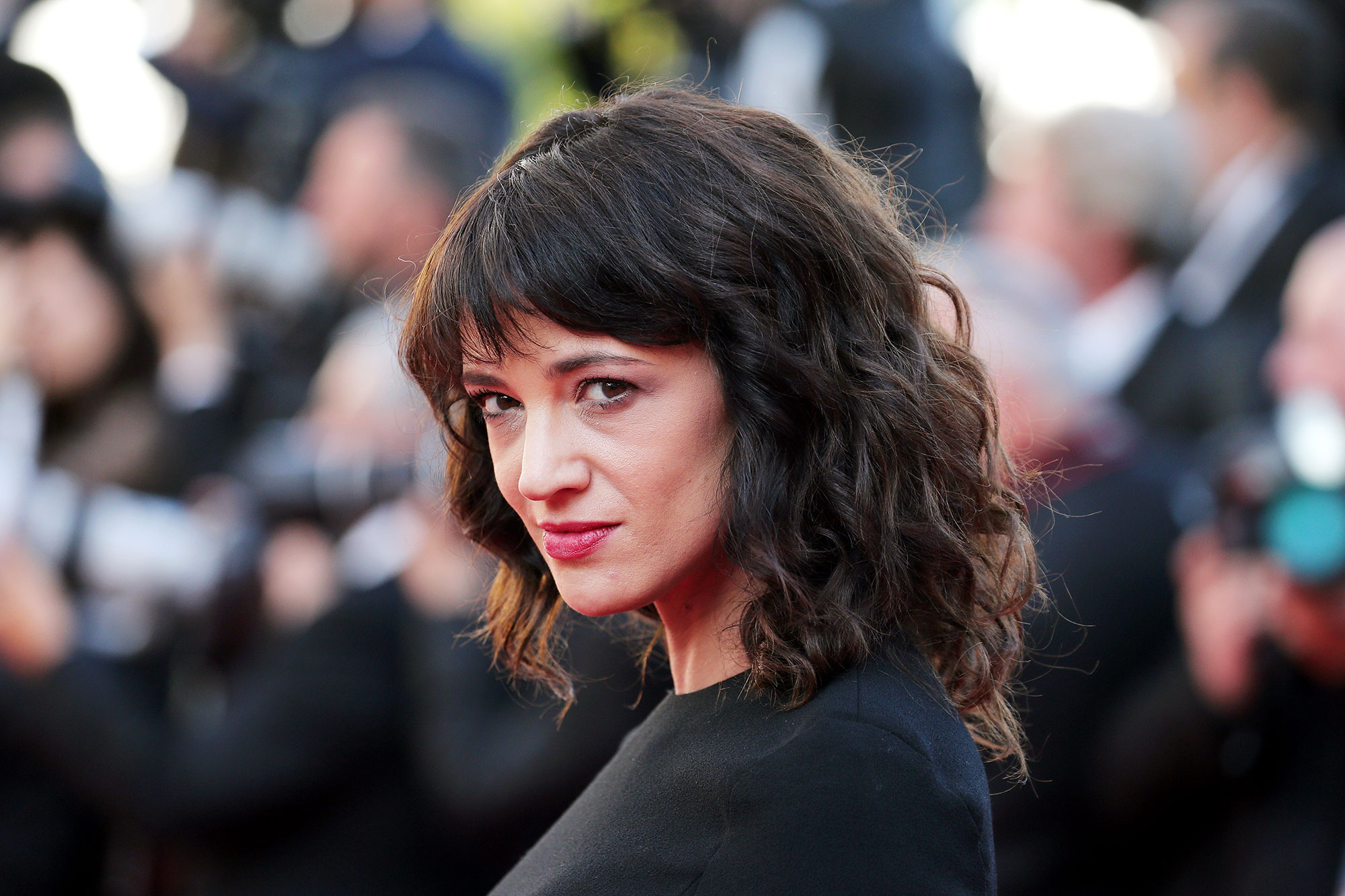 asian argento pay off claims anthony bourdain
