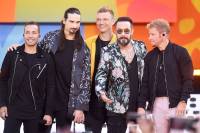 VMAs 2018: Backstreet Boys Perform 'Don't Go Breaking My Heart' | Us Weekly