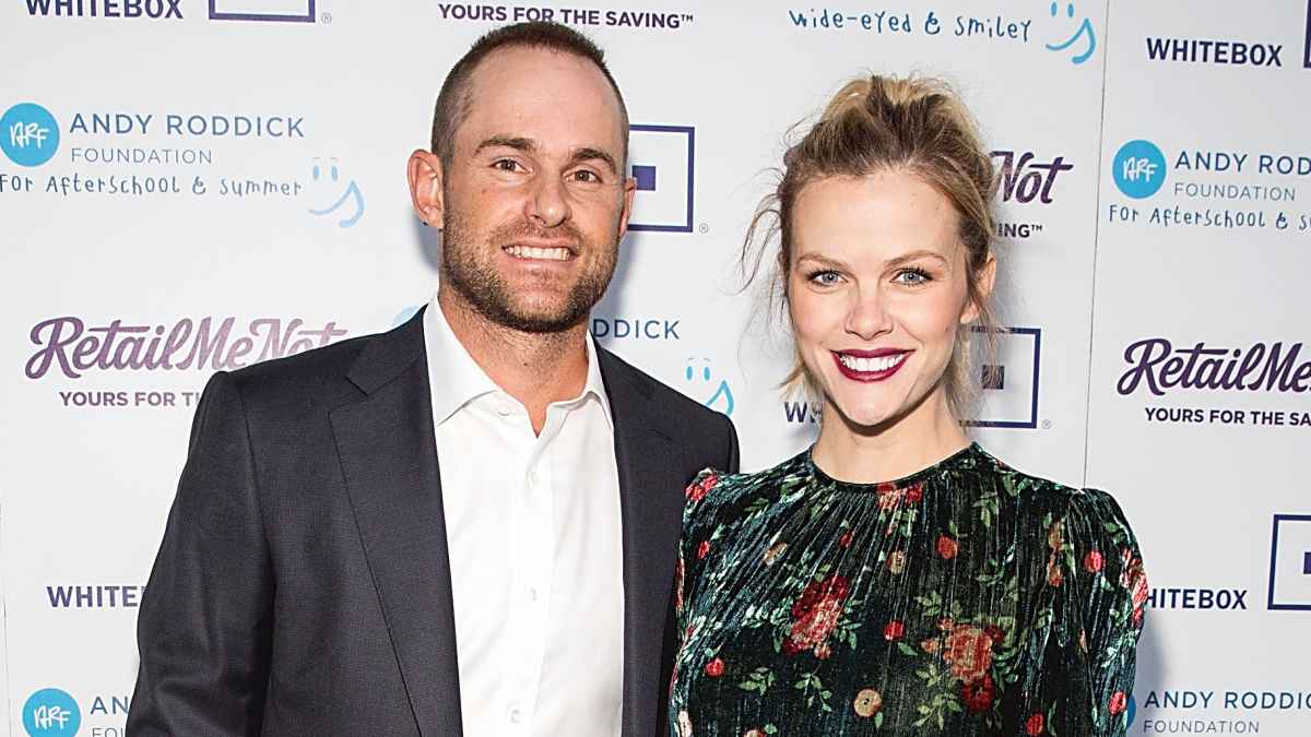 Brooklyn Decker Andy Roddick Diapers Parenting