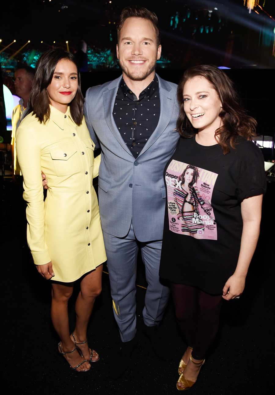 Inside Teen Choice Awards 2018 Nina Dobrev Chris Pratt Rachel Bloom