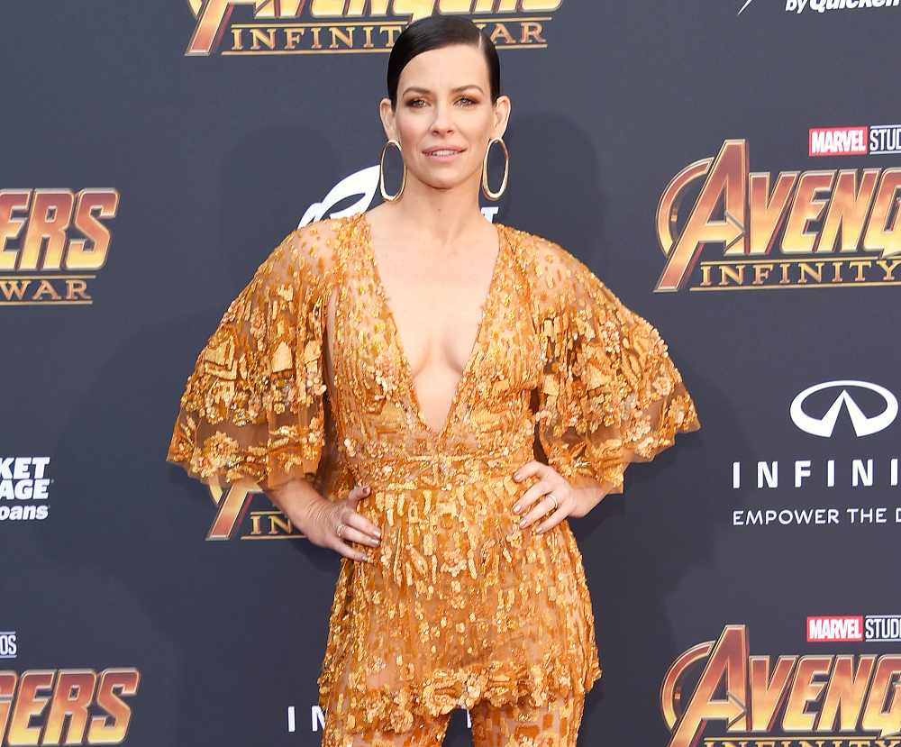 Evangeline Lilly Corned Partially Naked Scene Lost