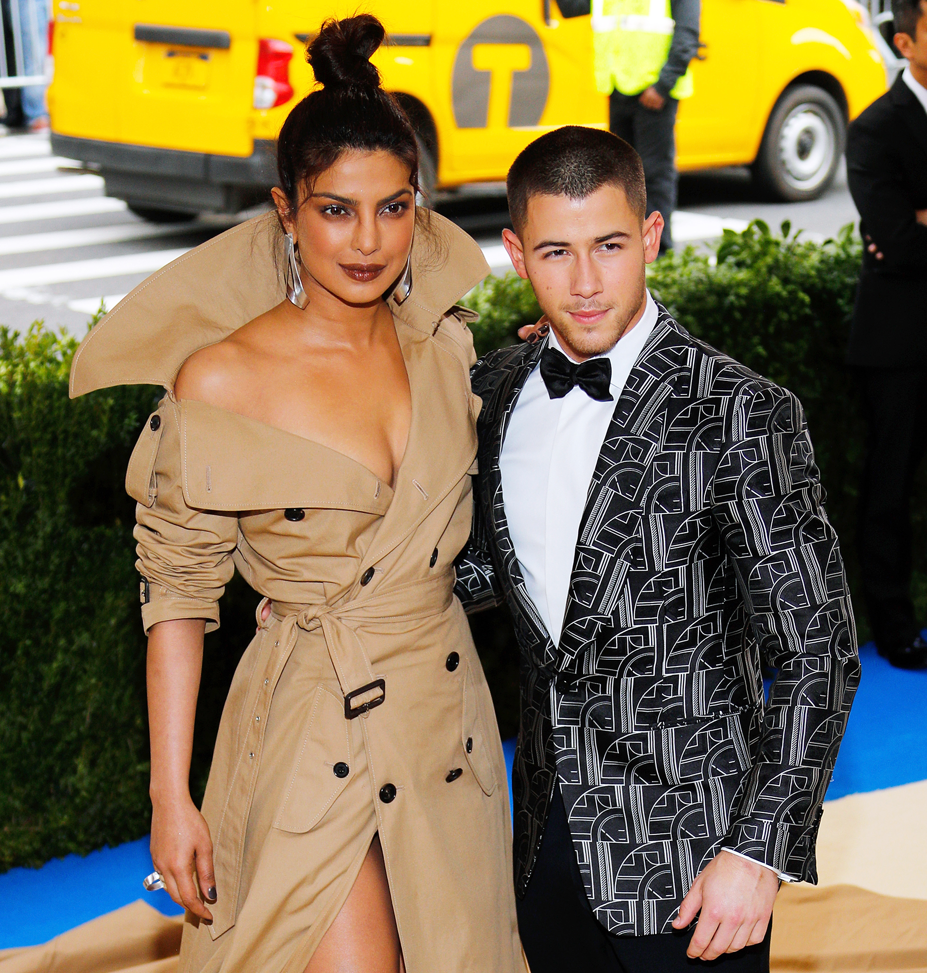 Priyanka Chopra Dances Nick Jonas Concert