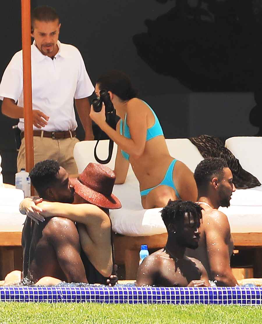 Khloe Kardashian Tristan Thompson Kendall Jenner Pool Mexico Vacation