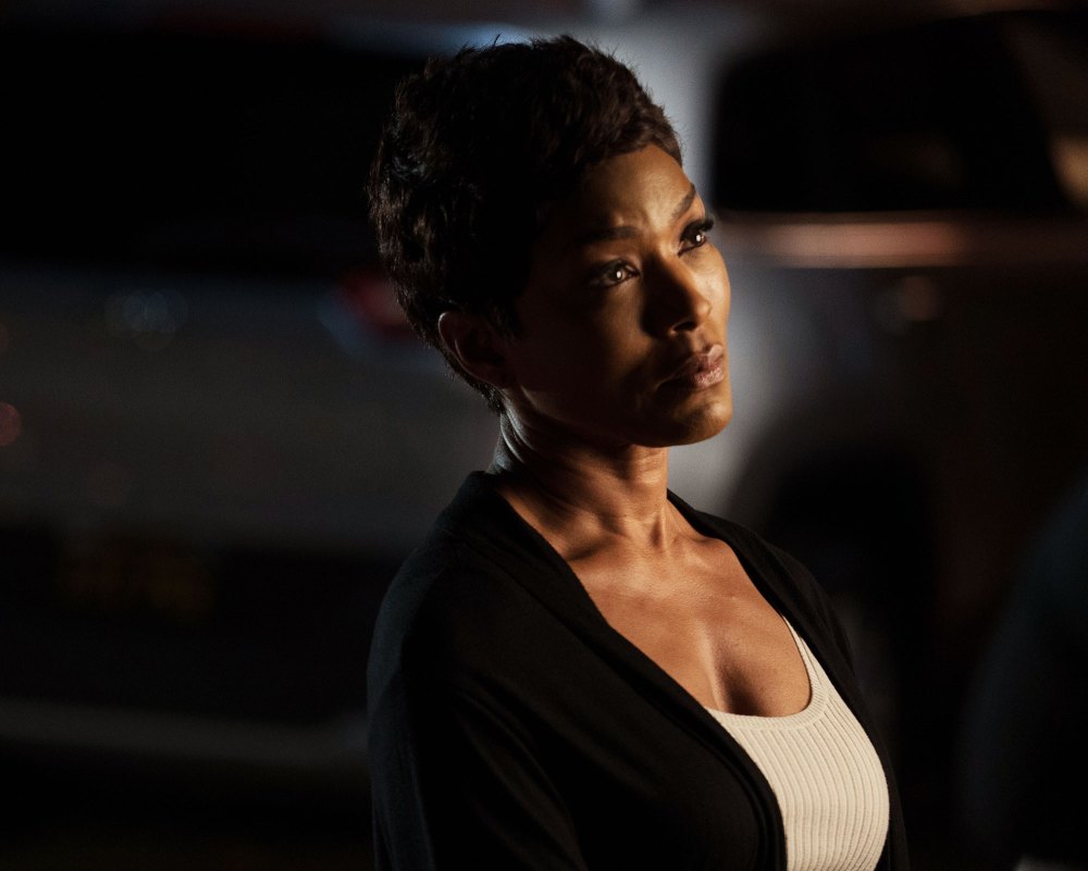 Angela Bassett on 911