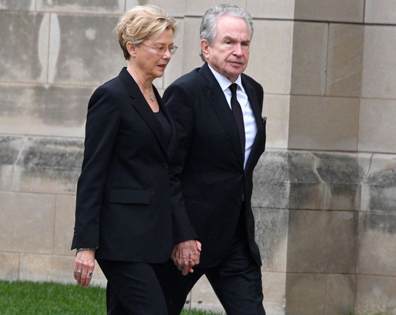 Annette Bening, Warren Beatty, US Senator John McCain, Memorial, Funeral
