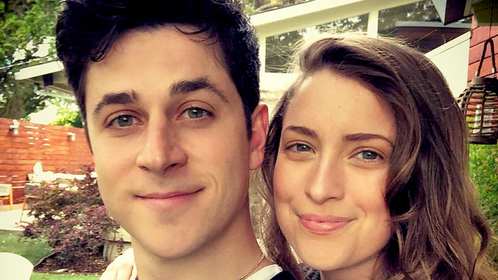 David-Henrie-and-Maria-Cahill-expecting-girl