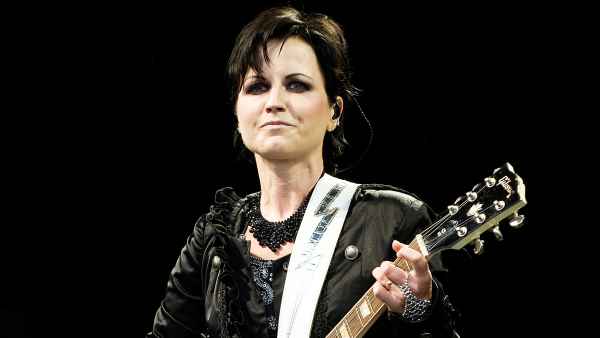 Dolores O'Riordan Cause Of Death Drowned While Drinking