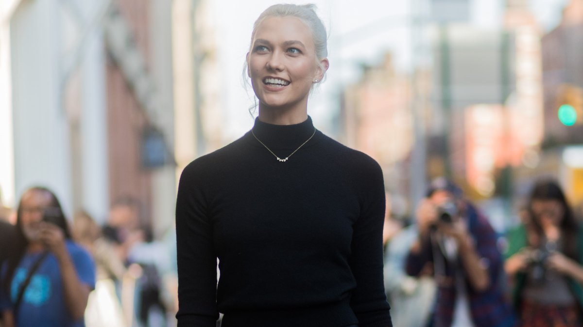 New York Fashion Week - Street Style - Day 4