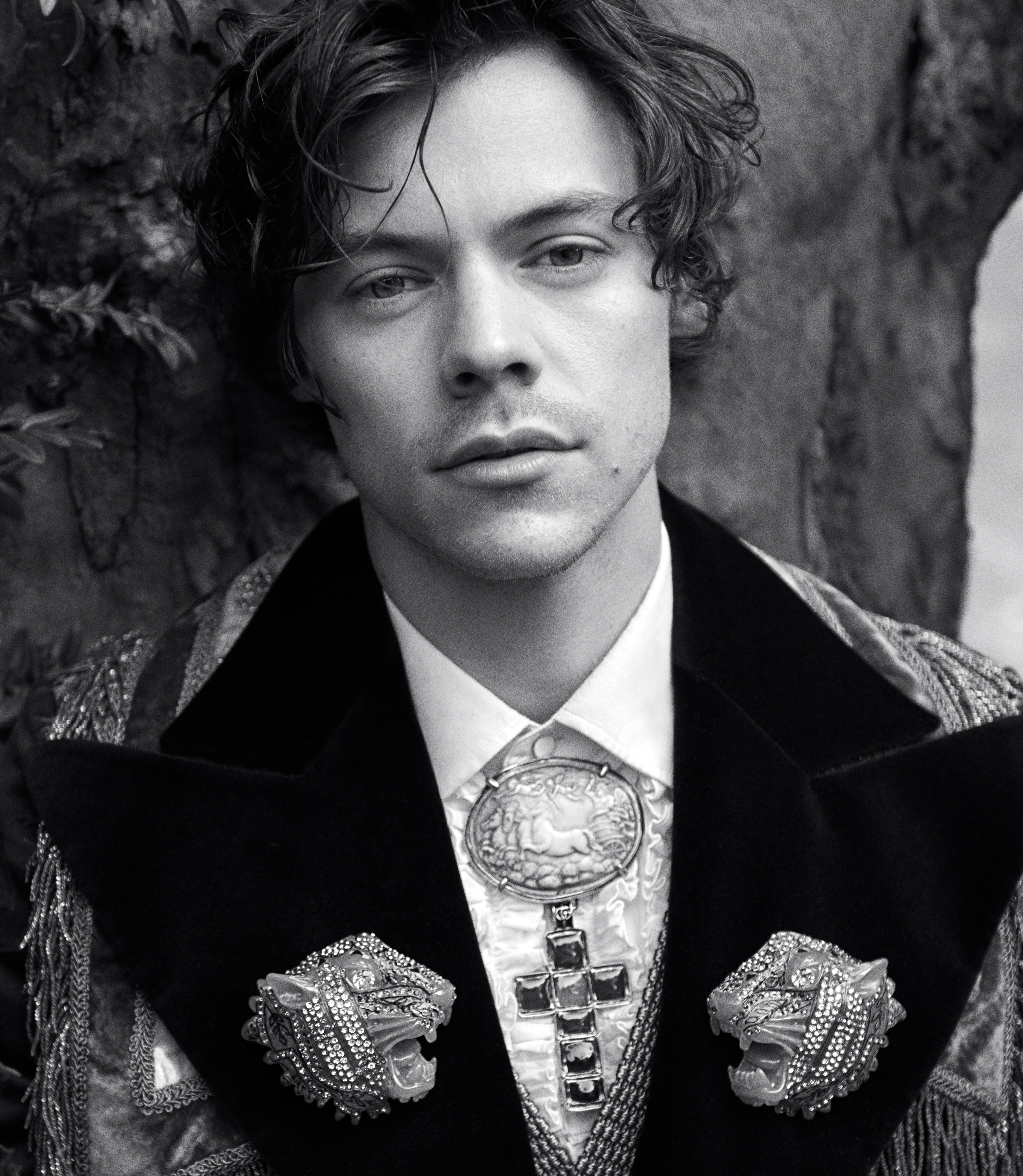 Harry Style Poses With Pigs in Gucci's Cruise 2019 Campaign: Pics