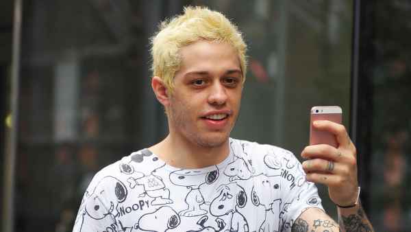 Pete Davidson Returns to Instagram in the Most Pete Davidson Way: 'F--k the Internet'