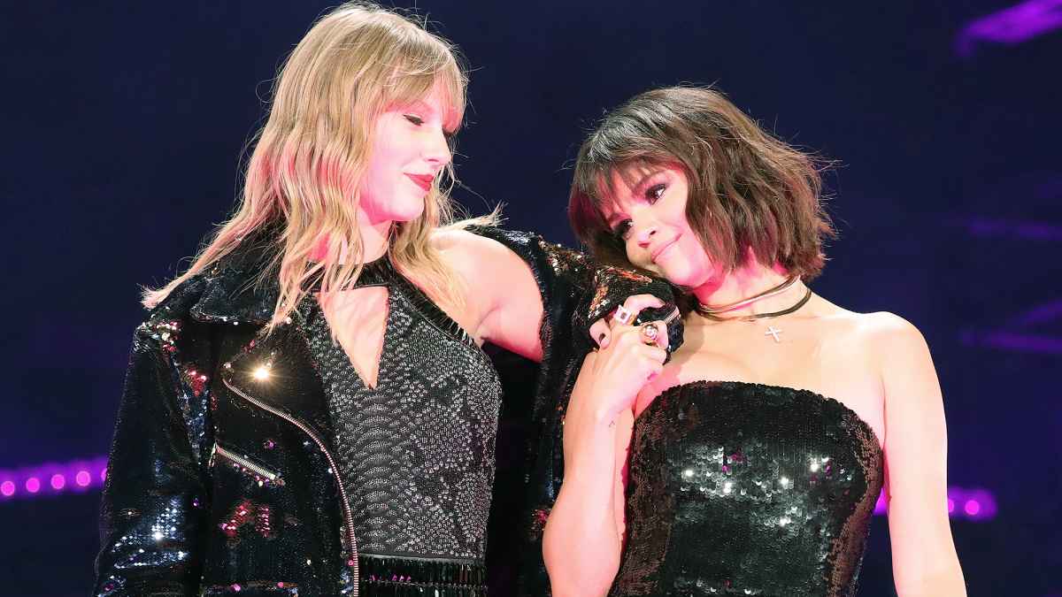 Selena Gomez, Taylor Swift, Sister, Smart