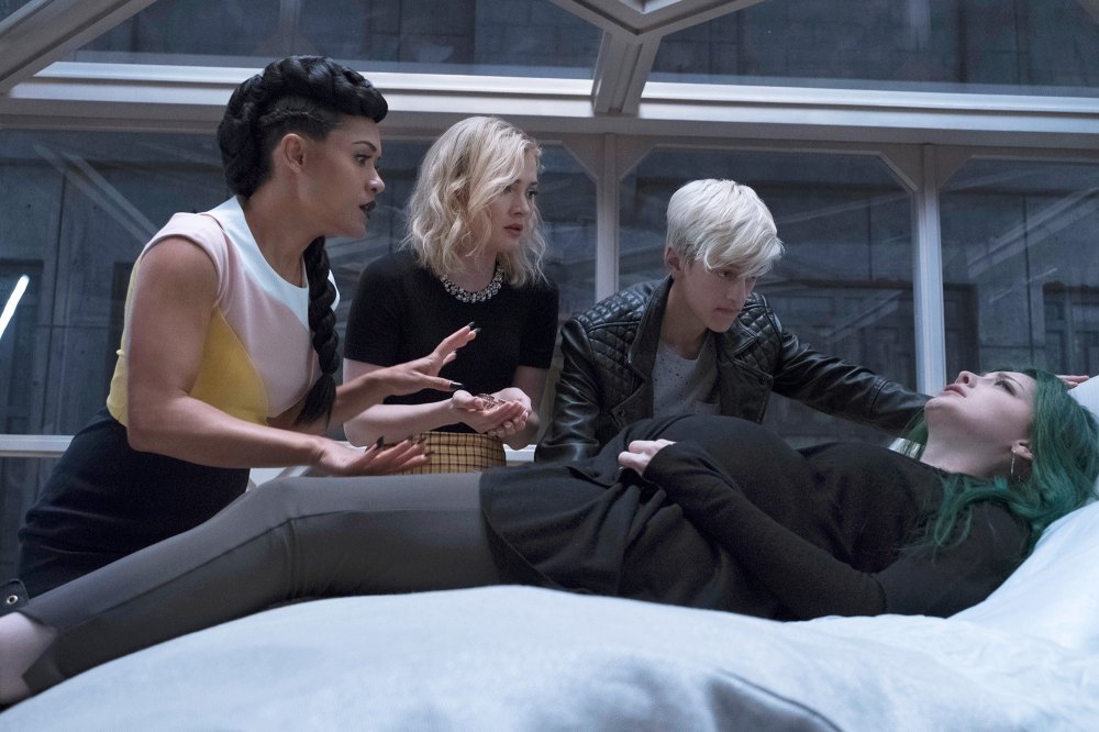 The Gifted's Emma Dumont Breaks Down Intense Birth Scene