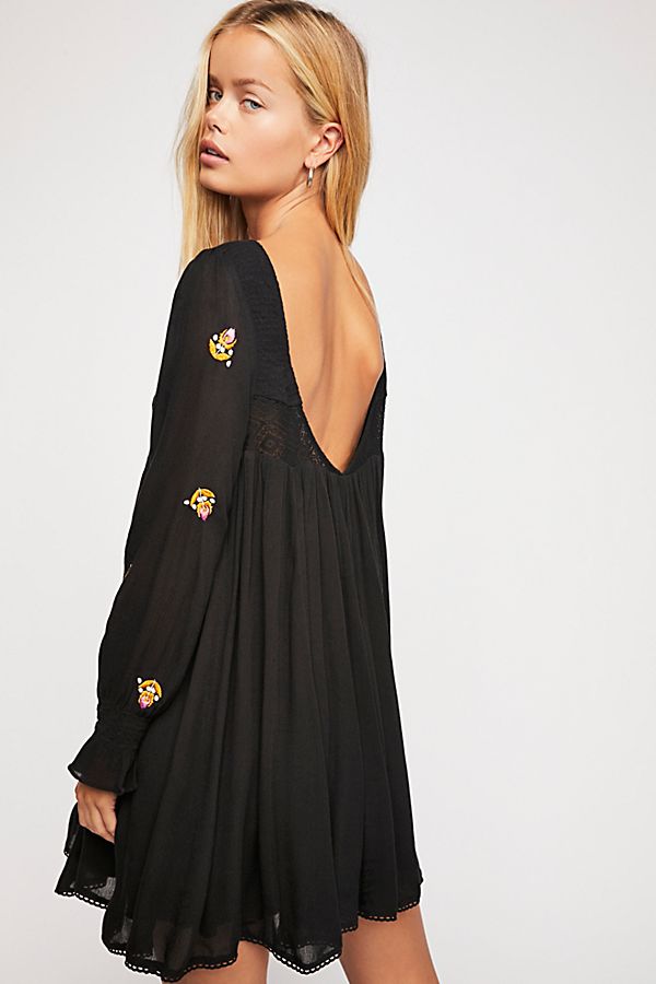 black floral embroidery dress