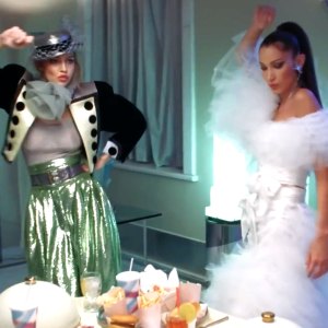 Gigi Hadid, Bella Hadid, Yolanda Hadid, Anwar Hadid