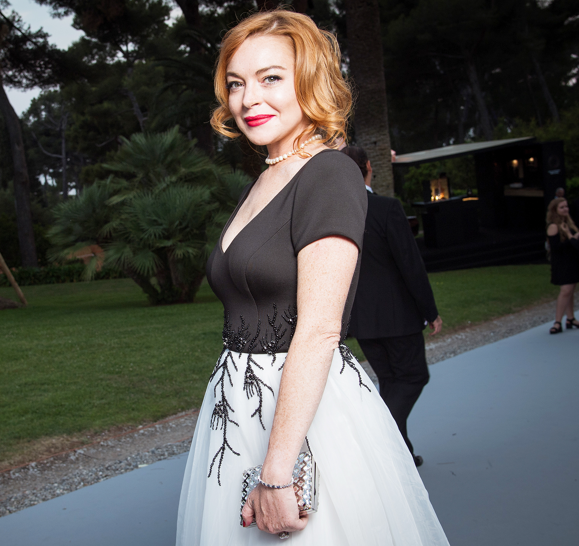lindsay lohan viral dancing video do the lilo