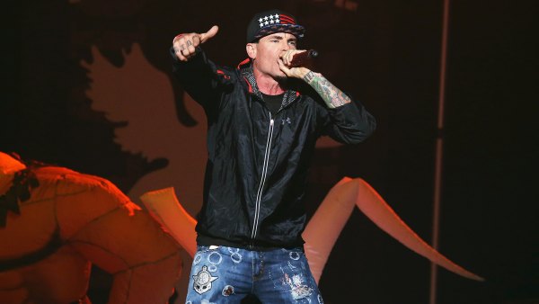 Vanilla Ice Among Passengers Quarantined on Dubai Flight
