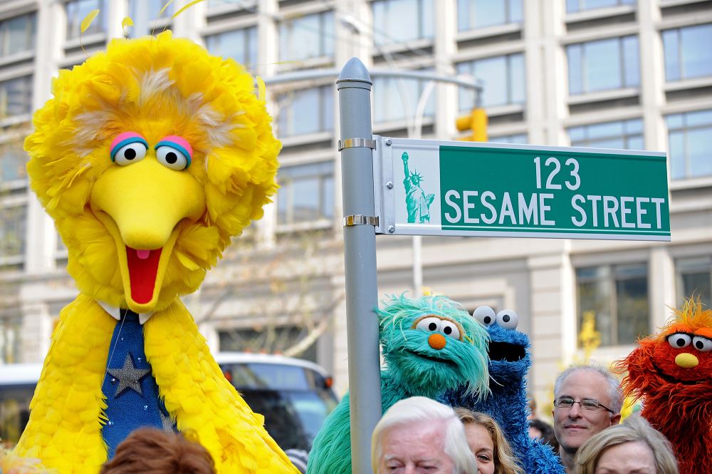 Original Big Bird Caroll Spinney Announces Retirement From 'Sesame Street'