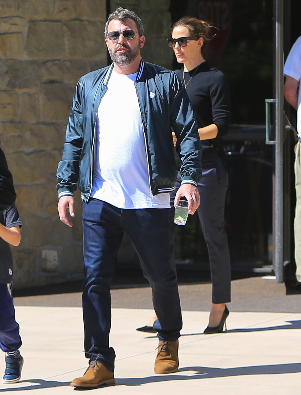 Ben Affleck Attends Church Service With Jennifer Garner Amid His Treatment for Alcoholism