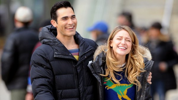 Melissa Benoist Tyler Hoechlin Giggle Supergirl