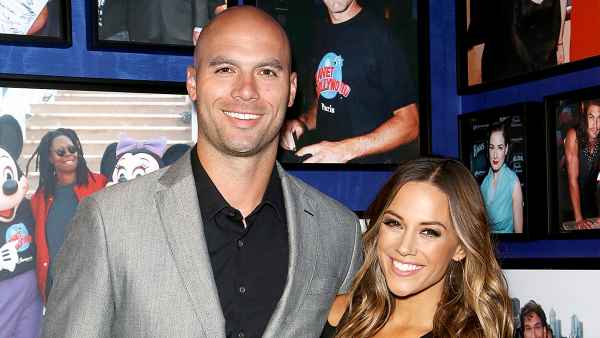 Mike-Caussin-Jana-Kramer-pregnancy