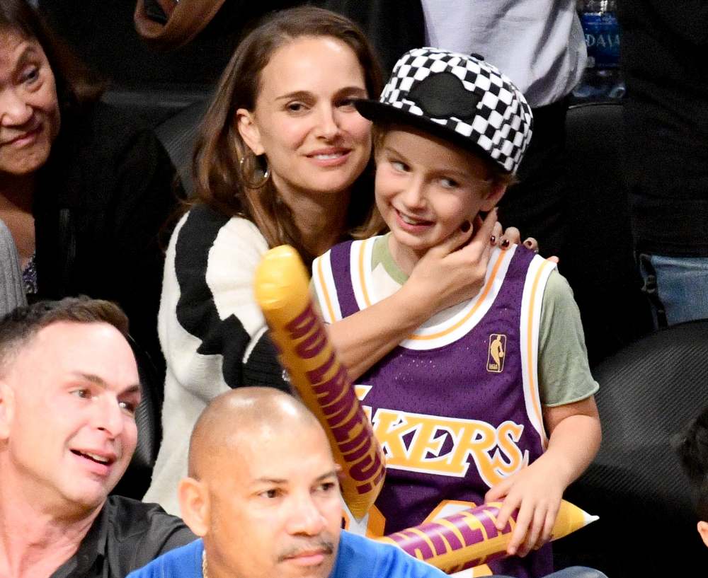 Natalie-Portman-and-her-son-Aleph