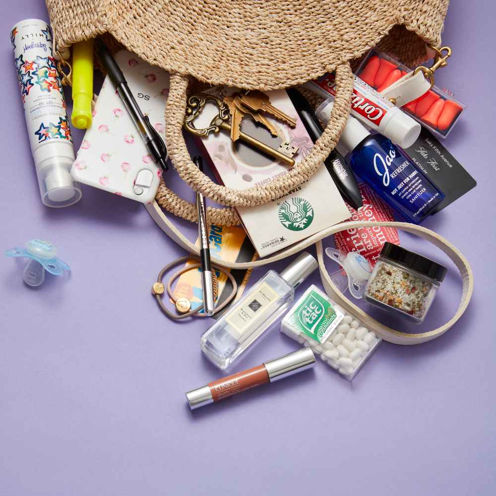 Savannah Guthrie: What's in My Bag?
