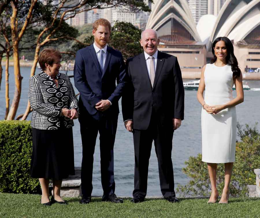 duchess-meghan-baby-bump