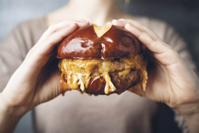 The Emmy Burger Recipe: Make One of Instagram's Most Famous Food Items!