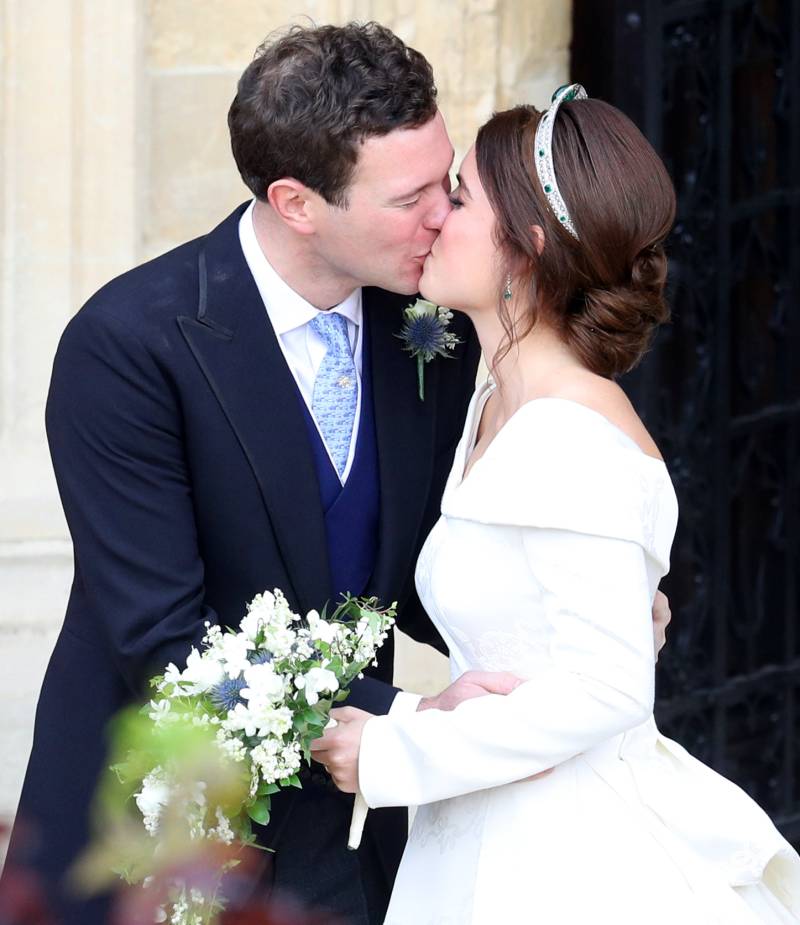princess eugenie-jack-wedding-kiss