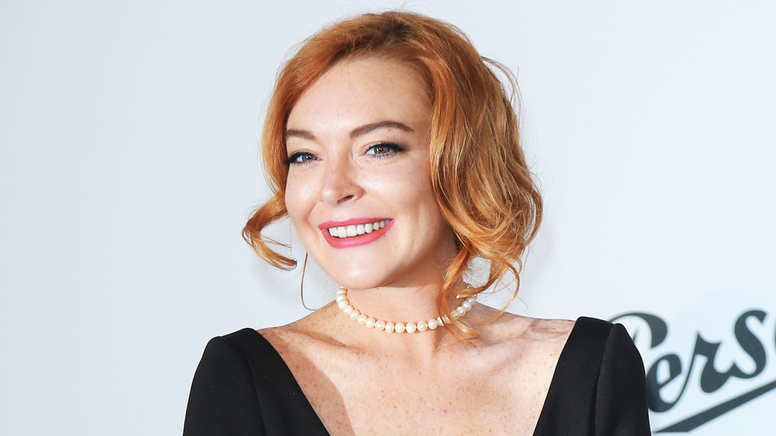 'Us Weekly's Hot Hollywood' Podcast: Inside Lindsay Lohan’s Latest Bizarre Behavior and More 