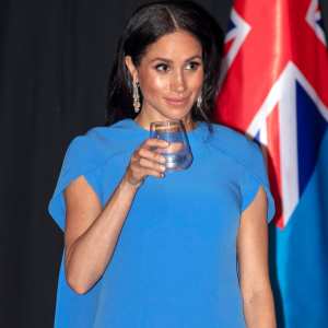 meghan markle toasting