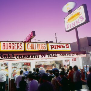 Pink's hot dog stand