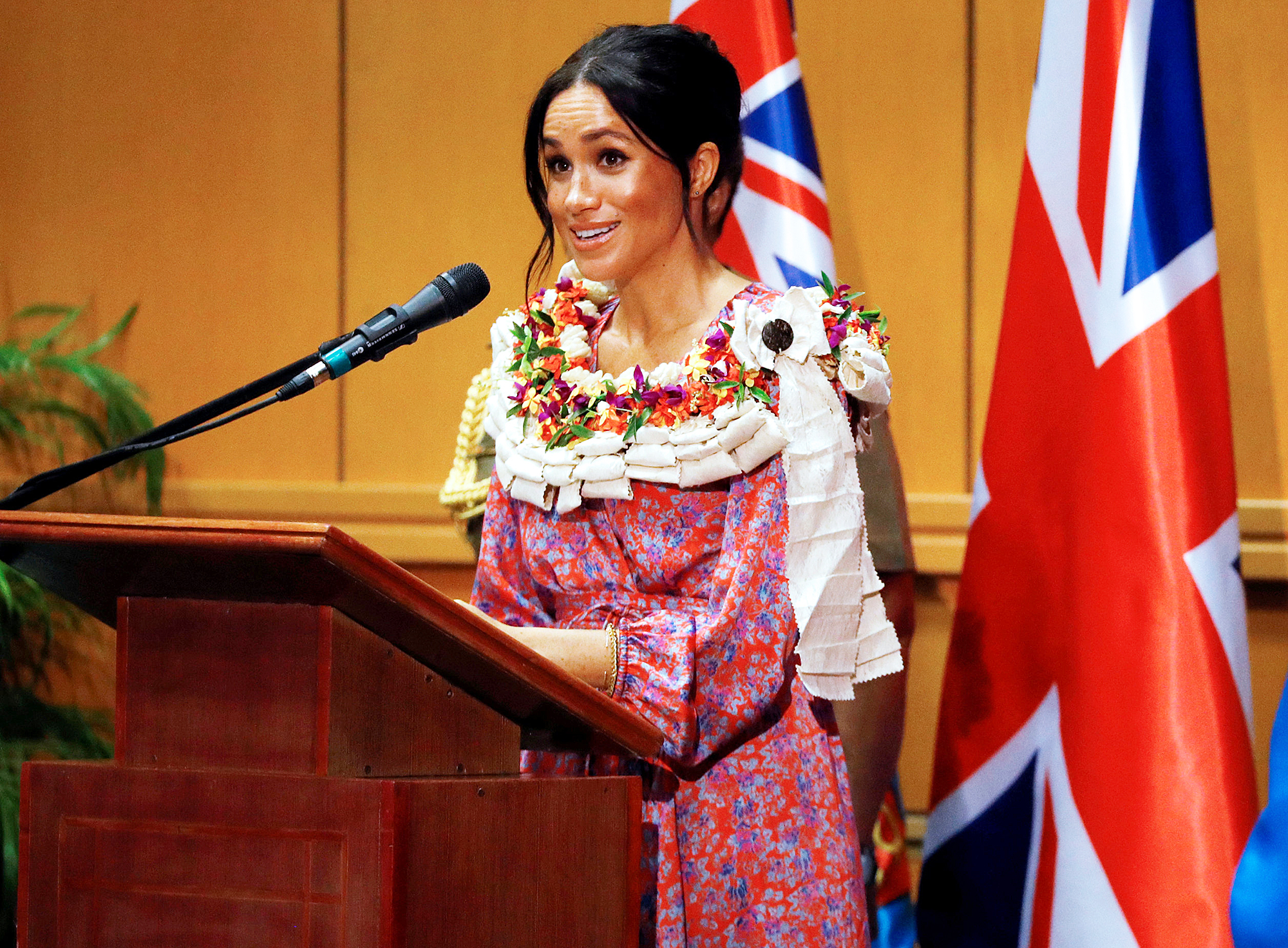 Pregnant Duchess Meghan Prince Harry Fiji
