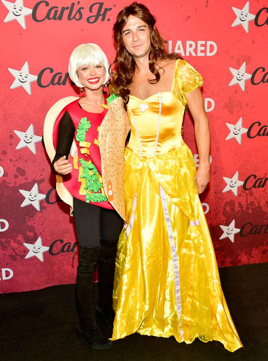 sarah-hyland-wells-adams-halloween