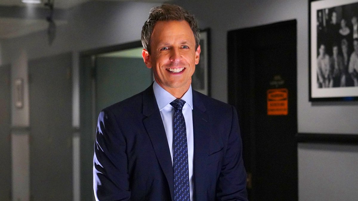 Host Seth Meyers in Studio 8H