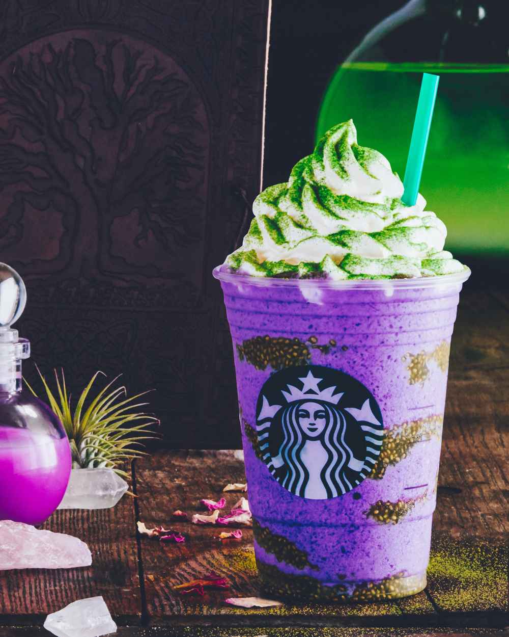 Starbucks' Witch’s Brew Frappuccino Is 'Toad-Breath Flavored,' Has 'Bat Warts'