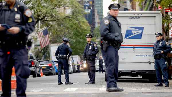 suspicious-package-arrest