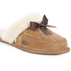 UGG SLIPPERS