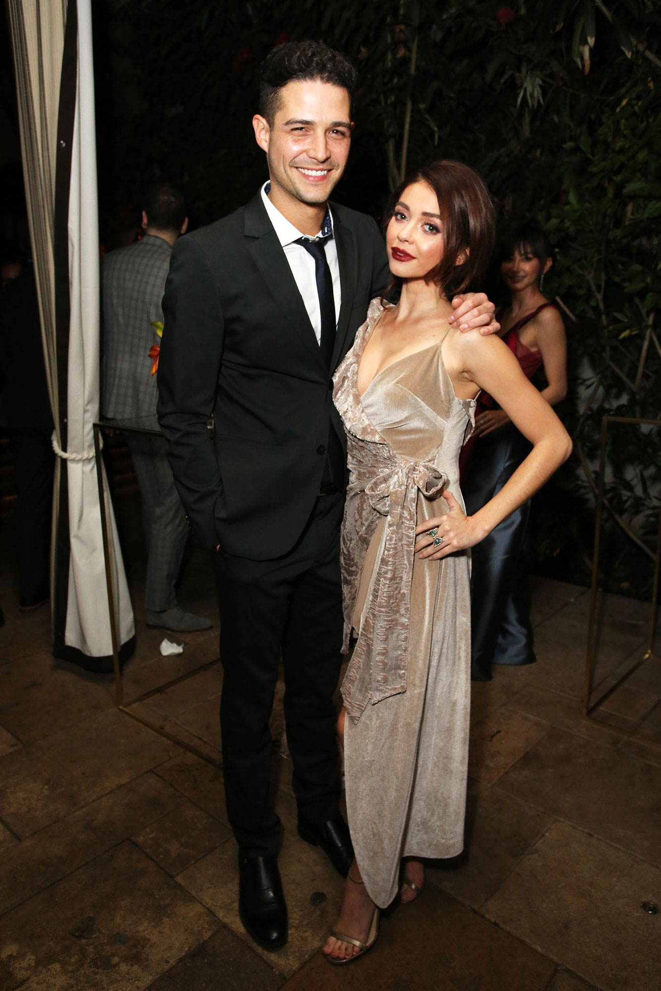 wells adams sarah hyland