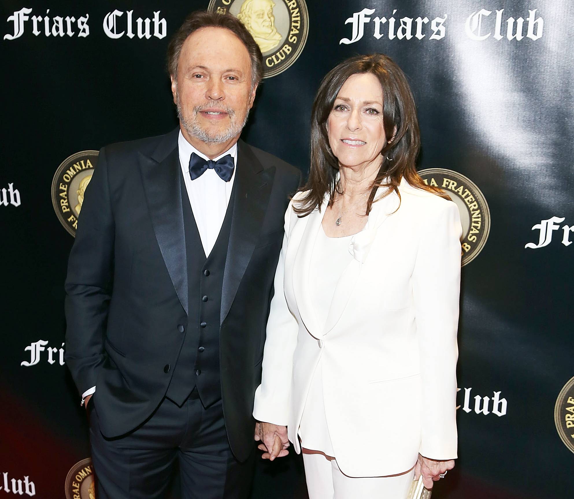Who Is Billy Crystal’s Wife