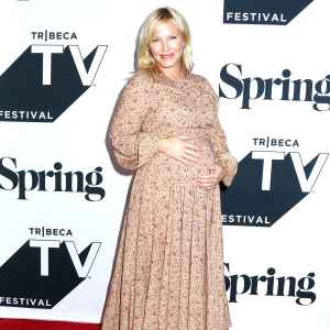 Kelli Giddish.