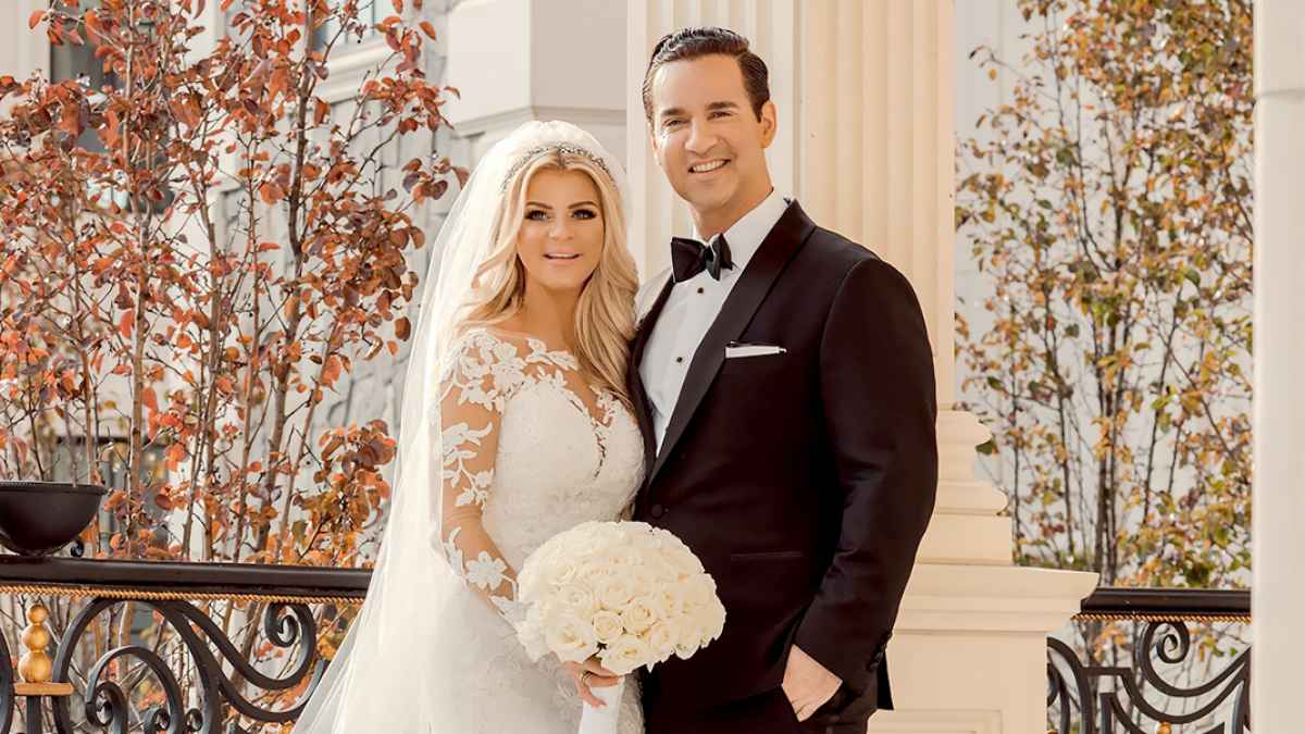 Mike 'The Situation' Sorrentino Marries Lauren Pesce | Us Weekly Mike 'The Situation' Sorrentino Marries Lauren Pesce | Us Weekly