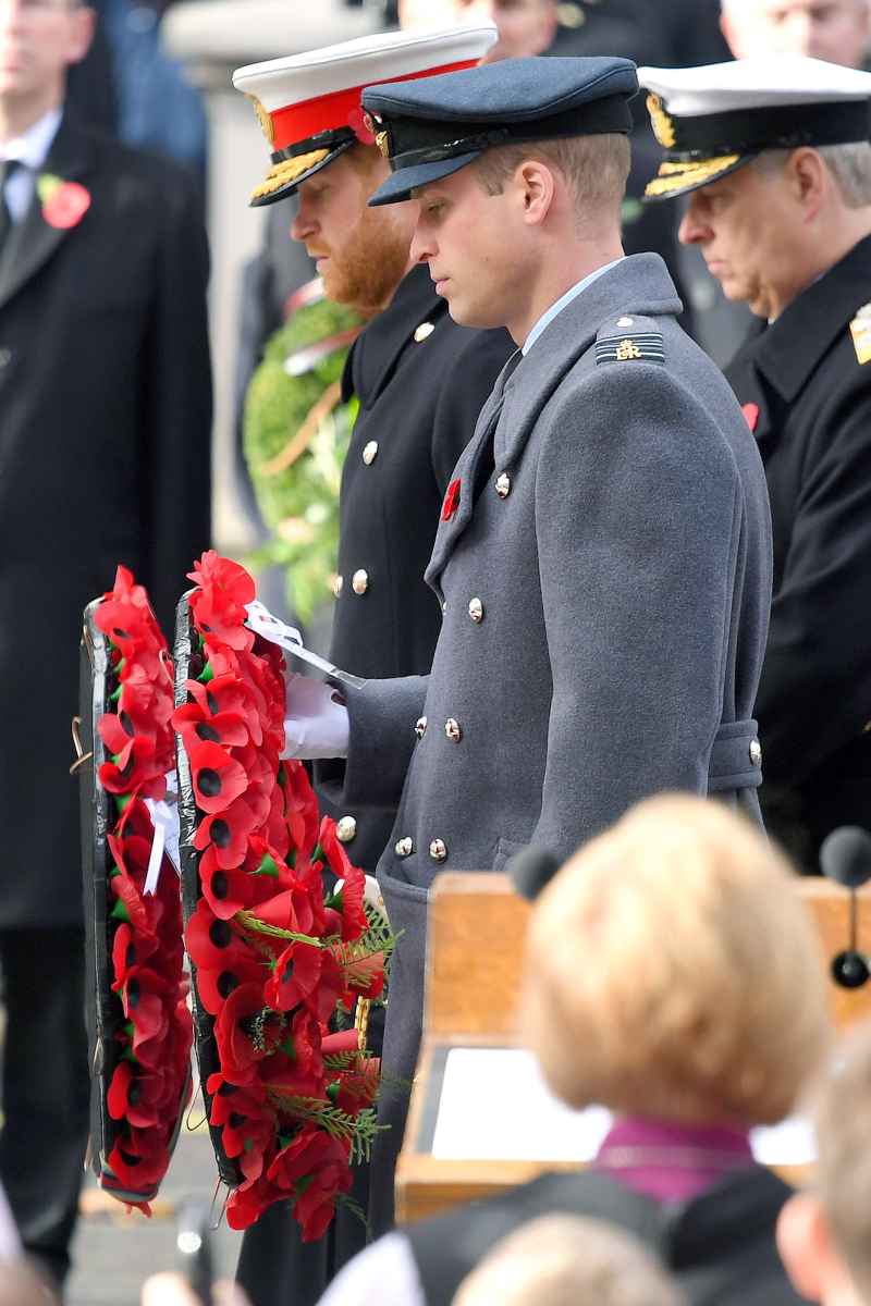 Prince Harry, Prince William, Royal Family, Wreath, Cenotaph, Remembrance Sunday