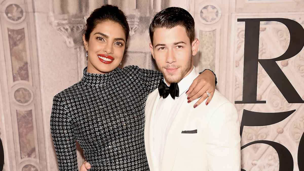 Priyanka-Chopra-and-Nick-Jonas