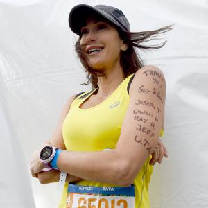 Teri-Hatcher-nyc-marathon